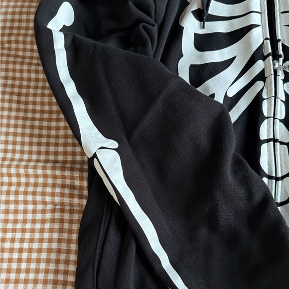 Phoebe Bridgers XL Punisher Hoodie with Zipper - Picture 3 of 5
